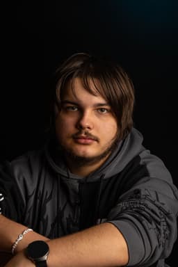 Tay